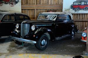 Chrysler Royal Cabriolet 1938 года